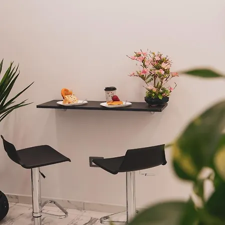 Elly's Bed & Breakfast